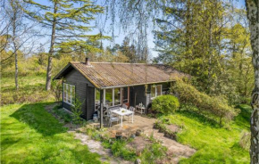 Awesome Home In Fårevejle With Kitchen